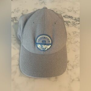 Men’s Travis Mathew Gray The Farms Hat EUC